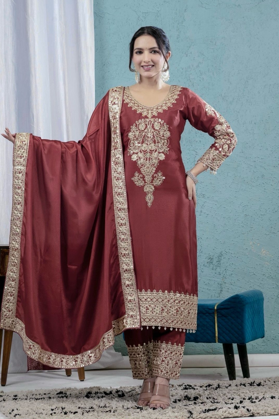 Traditional Indian Kurti Set With Dupatta