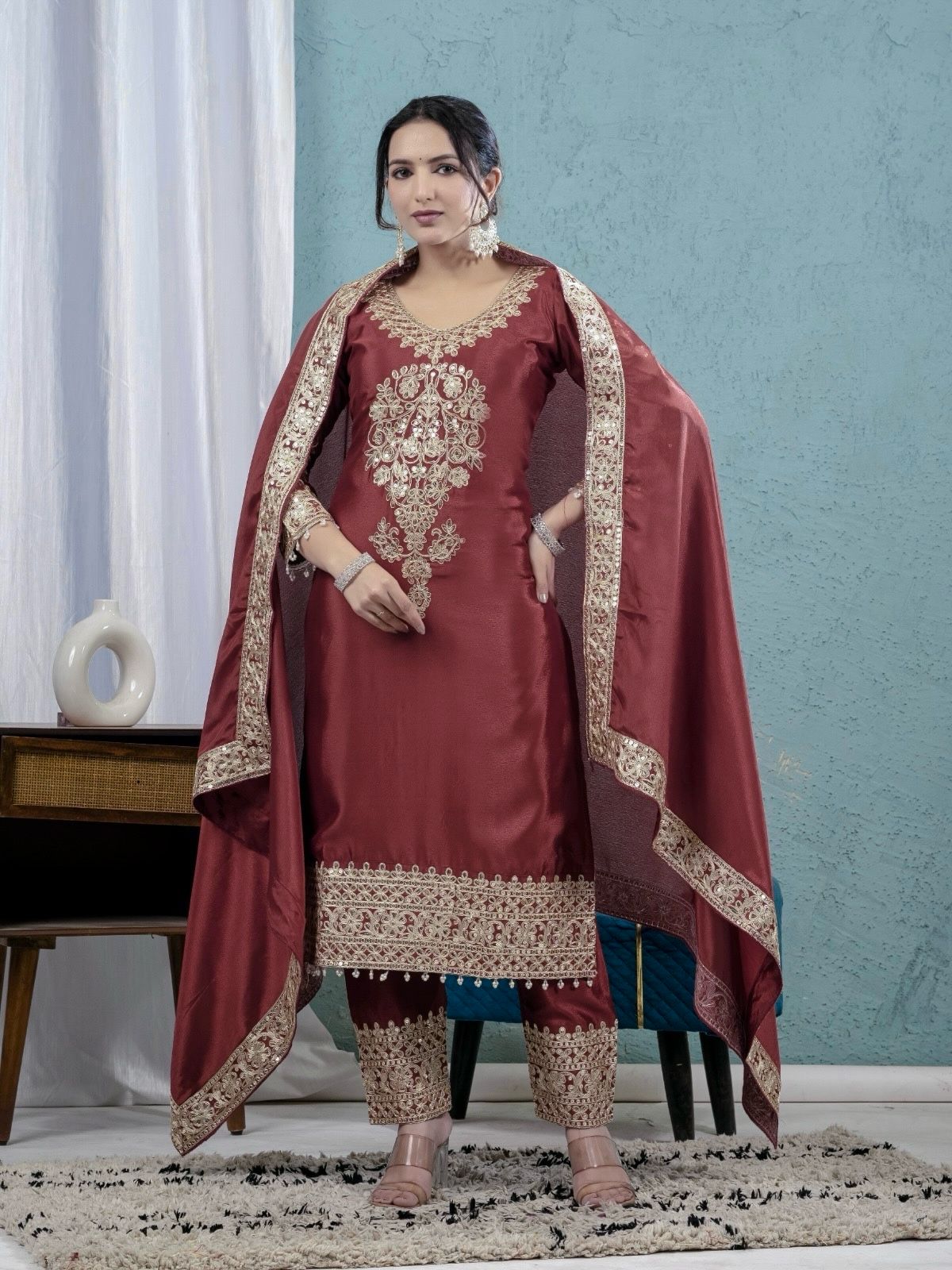 Traditional Indian Kurti Set With Dupatta