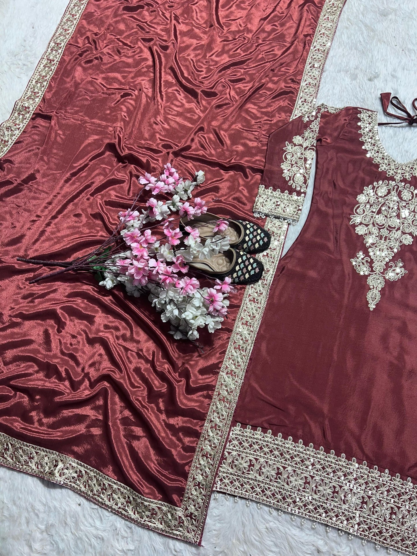 Traditional Indian Kurti Set With Dupatta